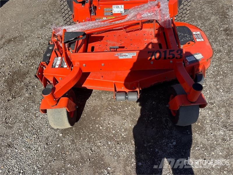 Kubota Z725KH Mobil çim biçme makineleri