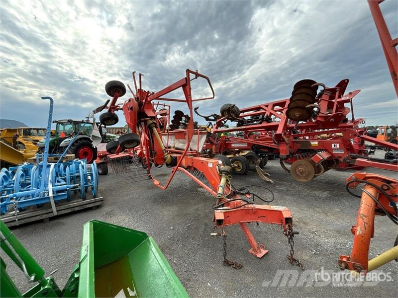 Kuhn GA7302DL 7.3 m 2 Rotor Hay Rake Pöyhimet ja haravat