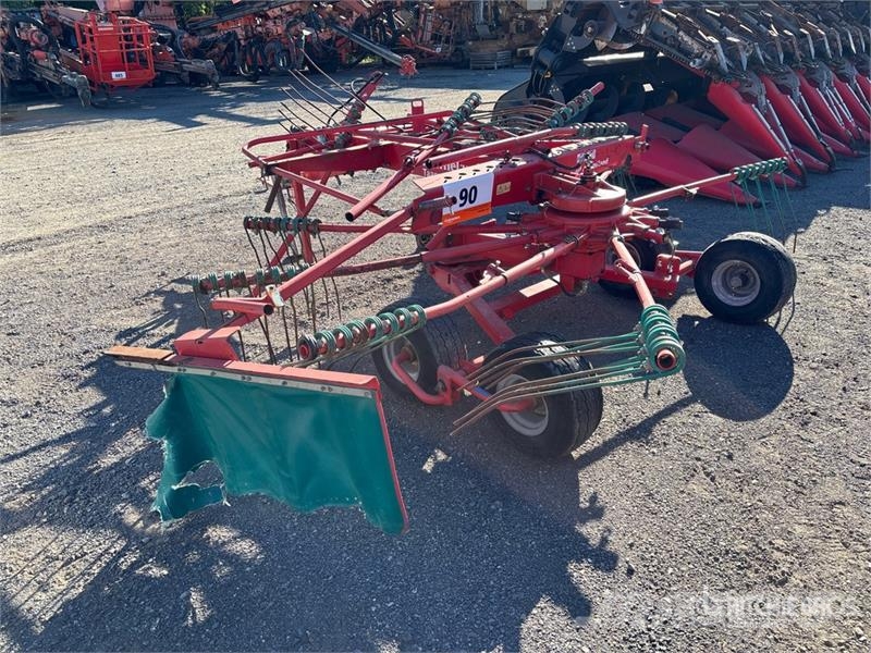 Kverneland Taarup 9042T 1 Rotor Hay Rake (Inoperable) Kreiselheuer/-wender