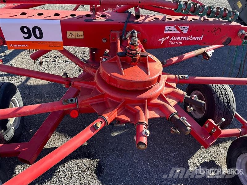 Kverneland Taarup 9042T 1 Rotor Hay Rake (Inoperable) Kreiselheuer/-wender