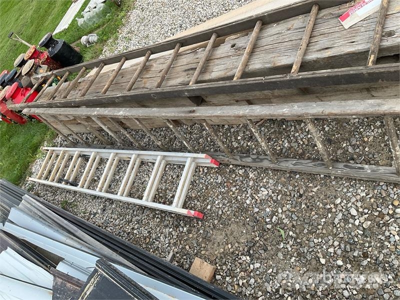 Ladders, wood, outdoor shiplap Drugi deli