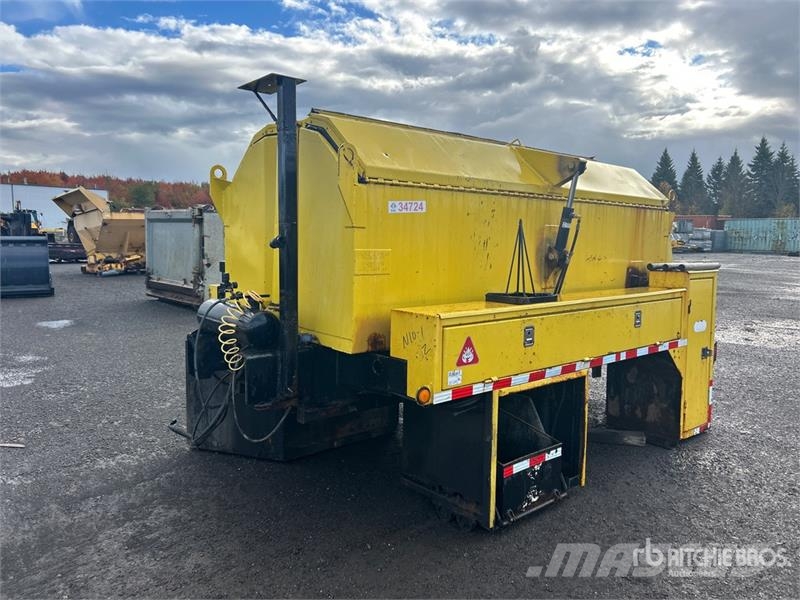 Lagacé 4-Season Spreader Box - Fits Truck Asphalt Maschinen Zubehör