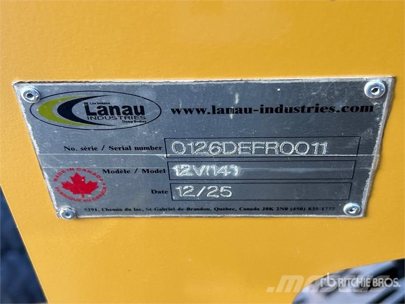  Lanau 14 ft Salt Spreader (Unused) معدات نشر الرمال والملح