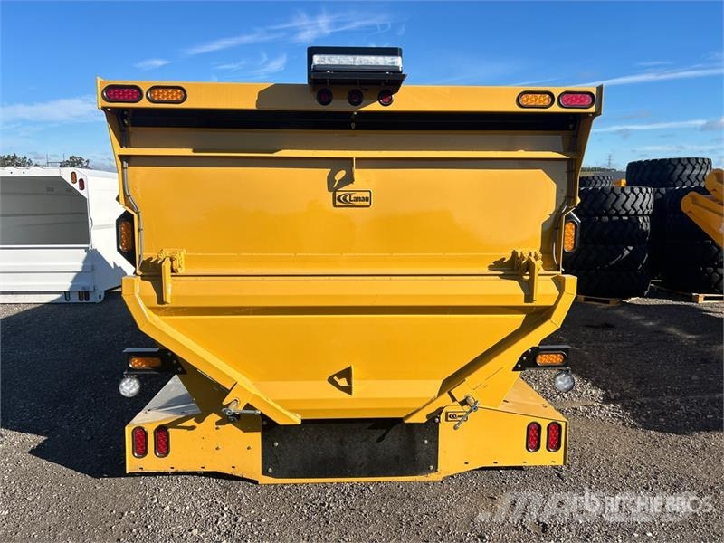  Lanau 14 ft Salt Spreader (Unused) معدات نشر الرمال والملح