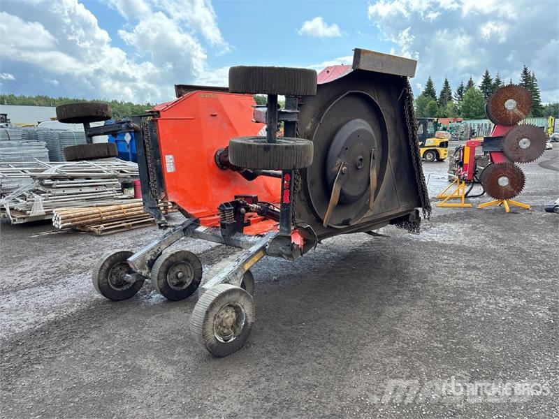 Land Pride Commander Series 2 15 ft Flex Wing Rotary Cutter Haulm toppers