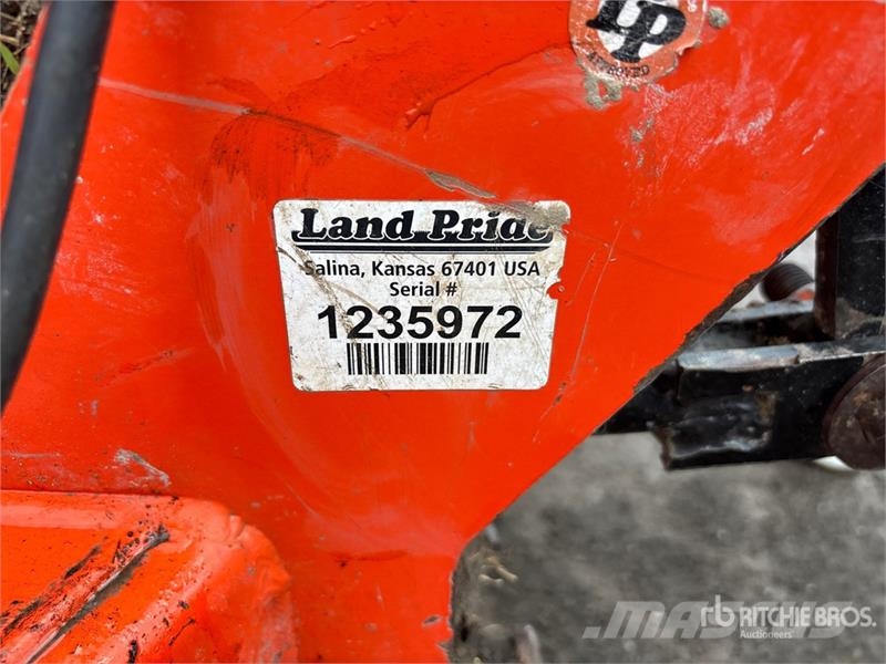 Land Pride Commander Series 2 15 ft Flex Wing Rotary Cutter Haulm toppers