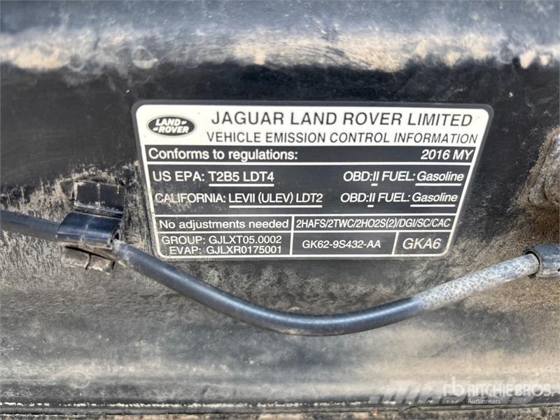 Land Rover SVR AWD SUV Kistehergépjárművek