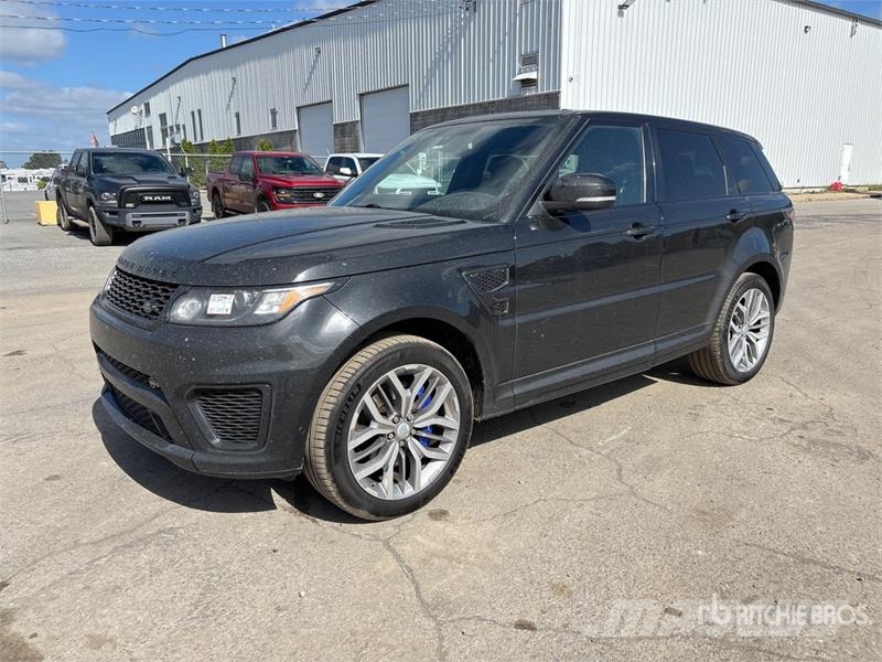 Land Rover SVR AWD SUV Kistehergépjárművek