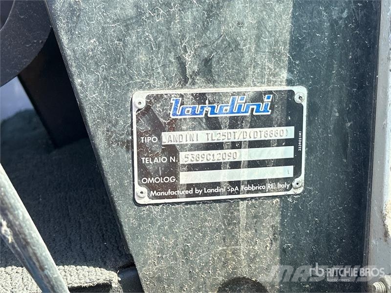 Landini 8880 4WD Tractor (Inoperable) Traktörler