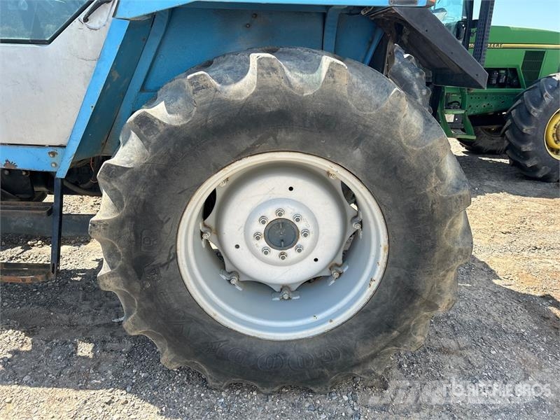 Landini 8880 4WD Tractor (Inoperable) Traktörler