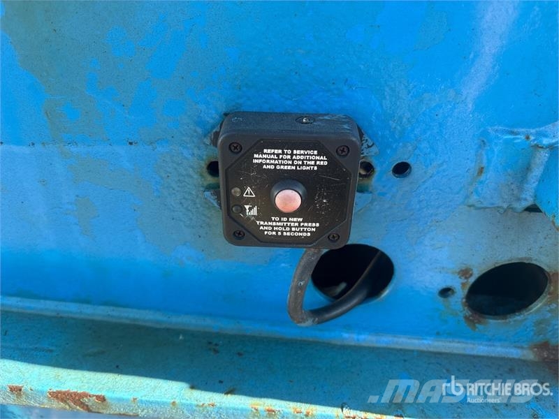 Landoll 455 52 ft Tri/A Hydraulic Tail Trailer 平板拖车