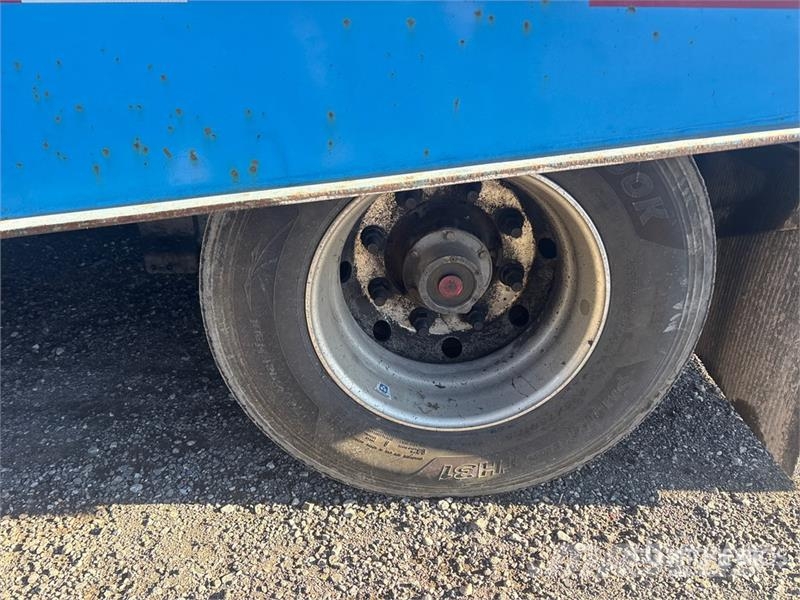 Landoll 455 52 ft Tri/A Hydraulic Tail Trailer 平板拖车