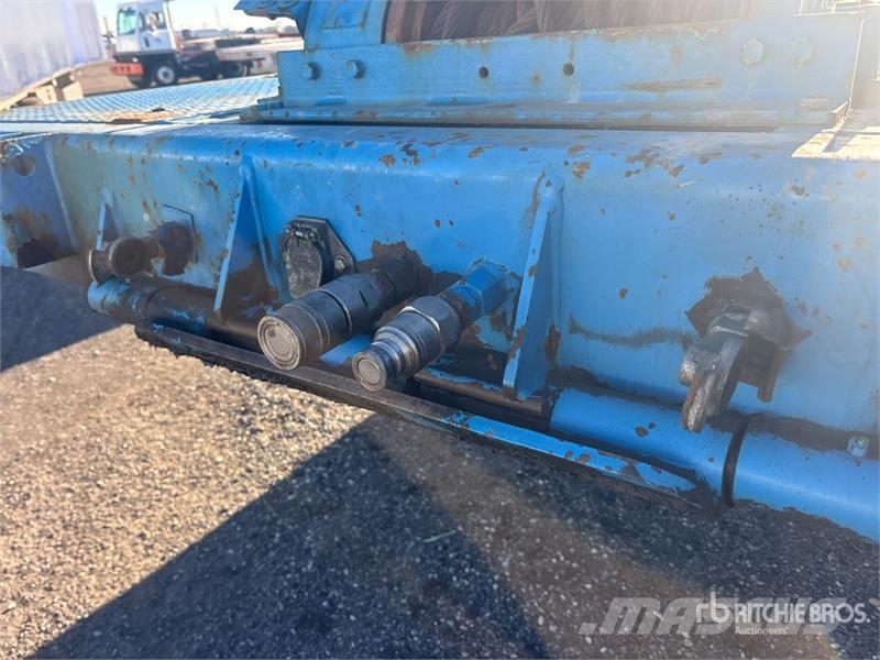 Landoll 455 52 ft Tri/A Hydraulic Tail Trailer 平板拖车