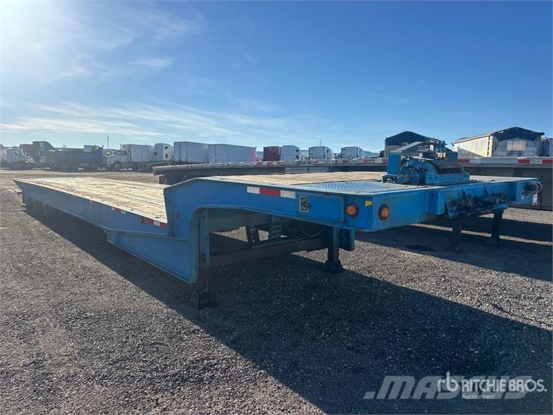 Landoll 455 52 ft Tri/A Hydraulic Tail Trailer 平板拖车