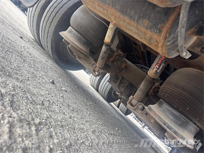 Landoll 455B 53 ft Tri/A Sliding Axle Trailer Низькорамні причепи