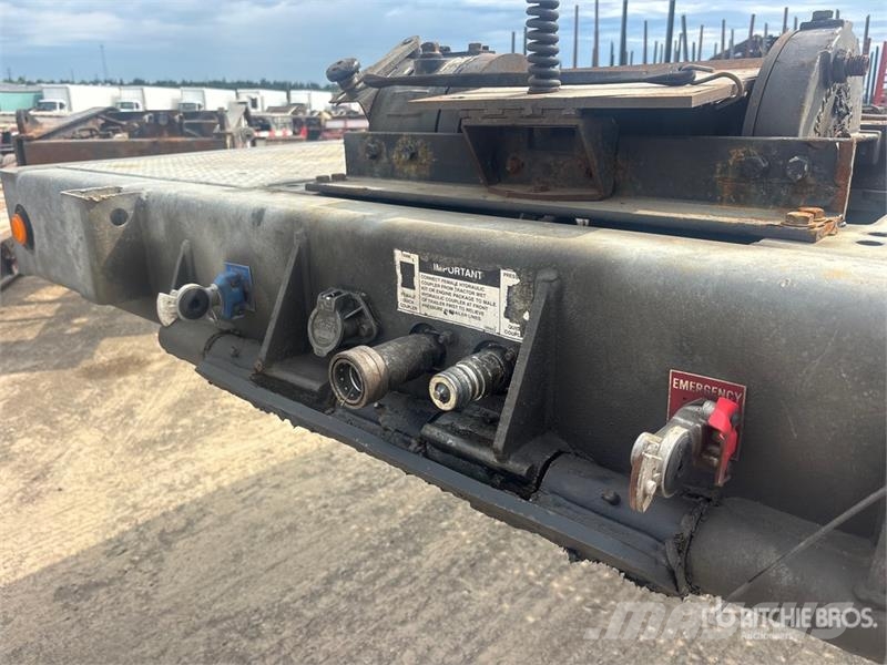 Landoll 455B 53 ft Tri/A Sliding Axle Trailer Низькорамні причепи
