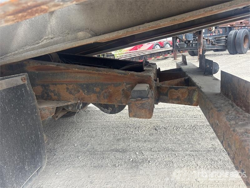 Landoll 455B 53 ft Tri/A Sliding Axle Trailer Низькорамні причепи