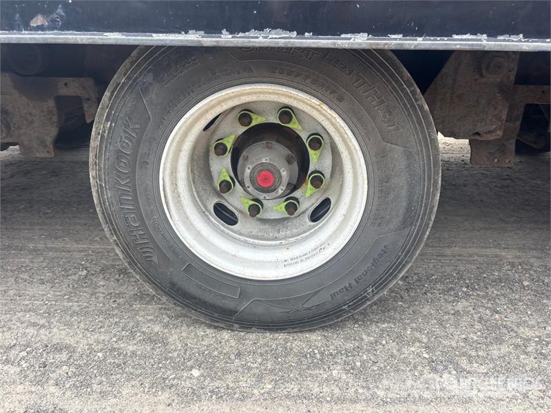 Landoll 455B 53 ft Tri/A Sliding Axle Trailer Низькорамні причепи