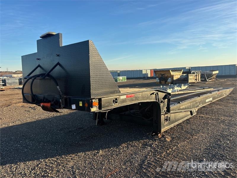 Landoll 48 ft Tri/A Sliding Axle Trailer Maskinhenger