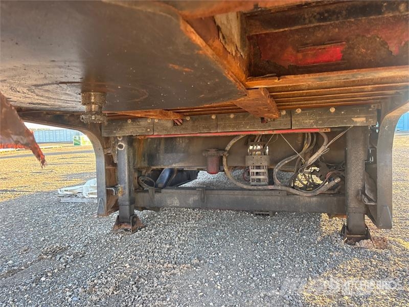 Landoll 48 ft Tri/A Sliding Axle Trailer Maskinhenger