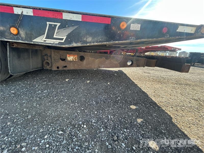 Landoll 930 49 ft T/A Sliding Axle Trailer Zemie treileri