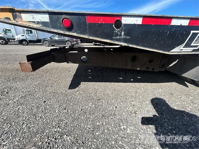 Landoll 930 49 ft T/A Sliding Axle Trailer Zemie treileri