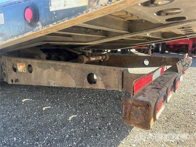 Landoll 930 49 ft T/A Sliding Axle Trailer Zemie treileri