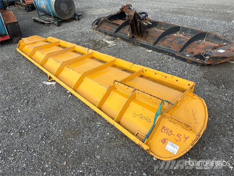Larochelle 14 ft 2 in Snow Wing Další