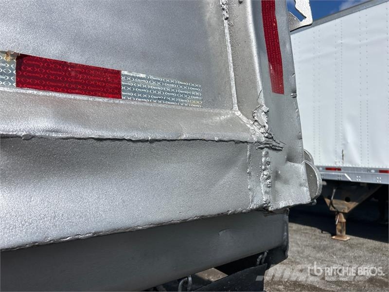 Larochelle 25 ft T/A End Dump Trailer Самоскиди