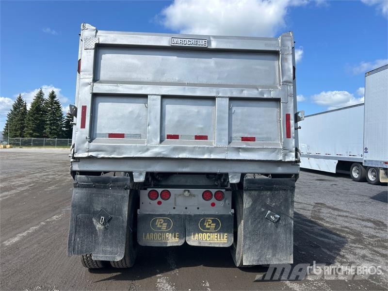Larochelle 25 ft T/A End Dump Trailer Самоскиди