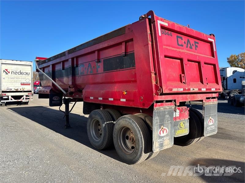 Larochelle 26 ft T/A End Dump Trailer مقطورات قلابة