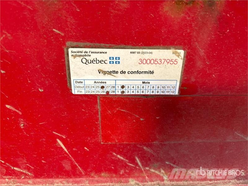 Larochelle 26 ft T/A End Dump Trailer مقطورات قلابة