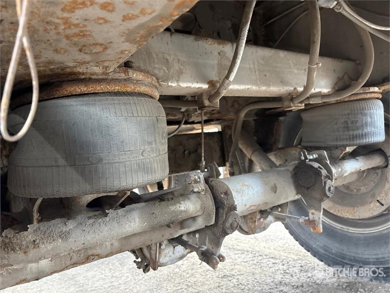 Larochelle M553D Tri/A Quarter Frame End Dump Trai Tipphengere