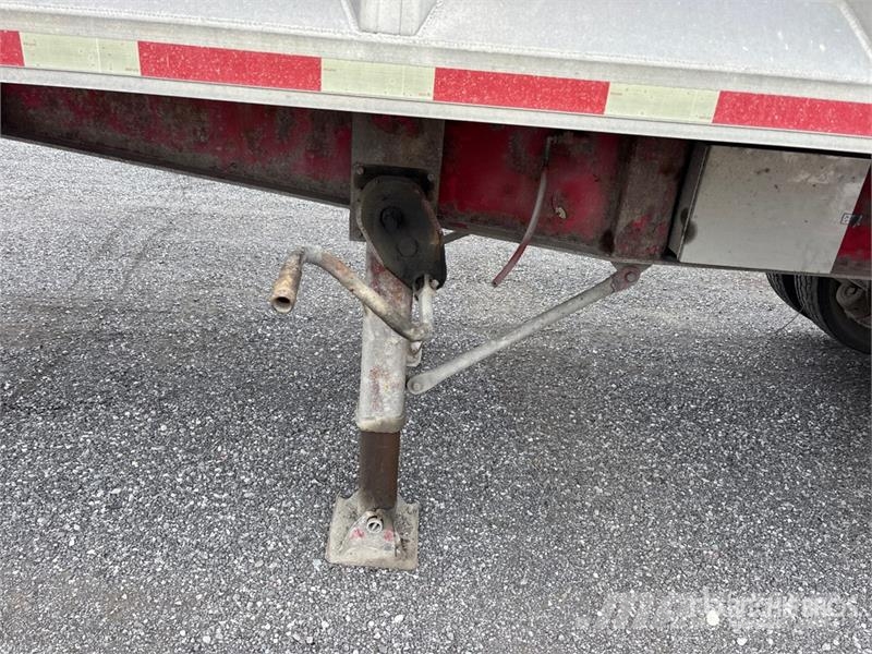 Larry's 35 ft Tri/A End Dump Trailer Kipper