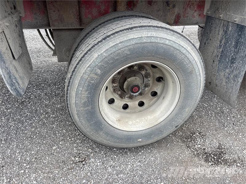 Larry's 35 ft Tri/A End Dump Trailer Kipper