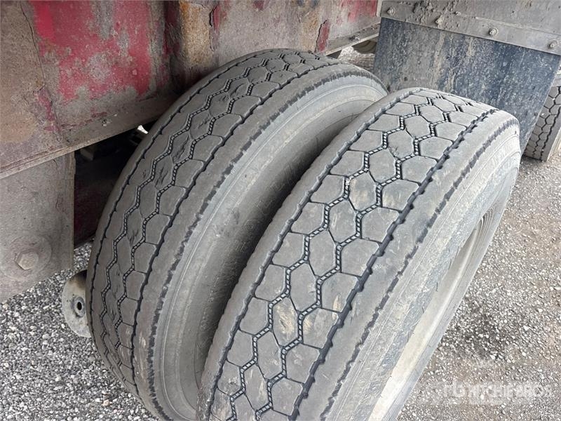 Larry's 35 ft Tri/A End Dump Trailer Kipper