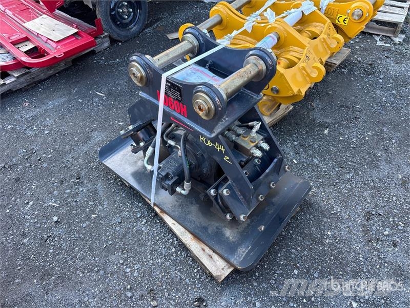 LEDI DG60HPH50-200-310 21 in Plate Compactor Attac Vibrator compactors