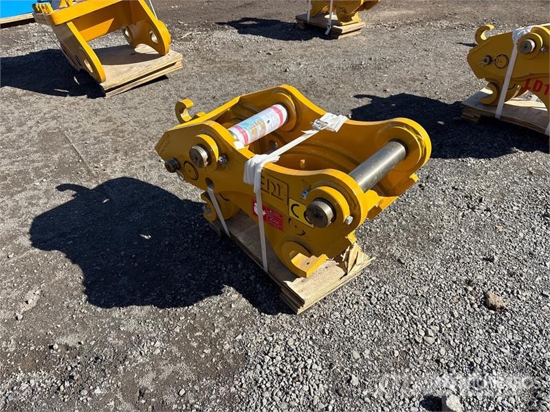  LEDI LD150K Hydraulic Excavator Coupler - Fits 12  Conectores