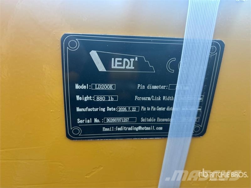 LEDI LD200K Hydraulic Excavator Coupler - Fits 18 Brze spojke