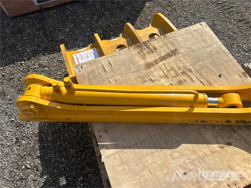  LEDI LD320MZJ 40 in Hydraulic Excavator Thumb (Unu バケット