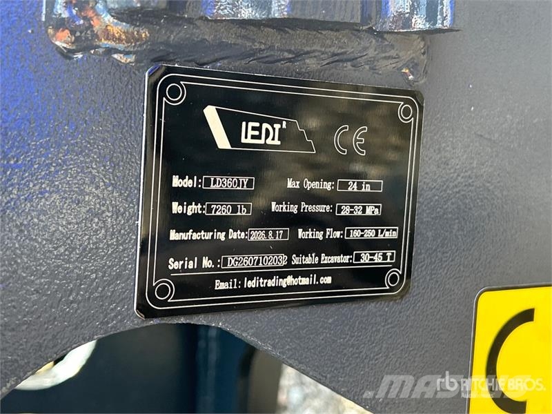 LEDI LD360J 24 in Rotating Demolition Shear مقصات هيدروليكية