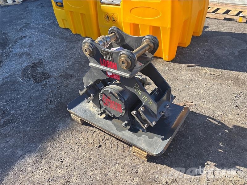  LEDI LD60H Plate Compactor Attachment - Fits Cat 3 دكاكات أفقية