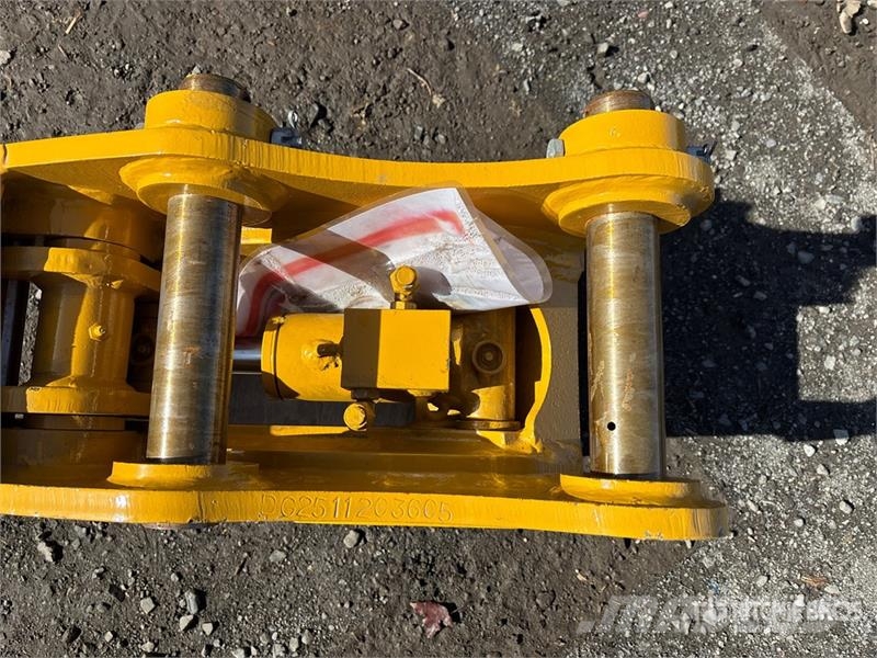 LEDI LD60K Hydraulic Excavator Coupler - Fits 6 - Conectores