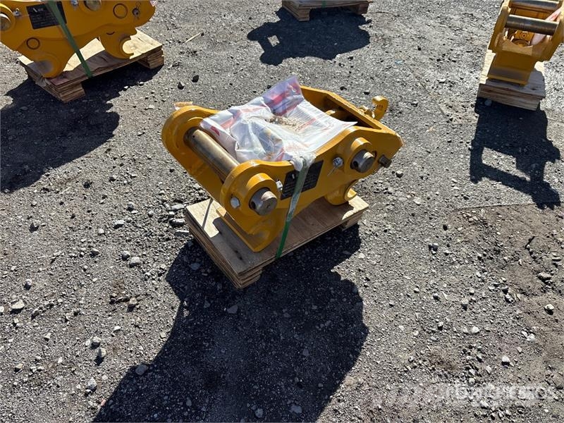 LEDI LD60K Hydraulic Excavator Coupler - Fits 6 - Conectores