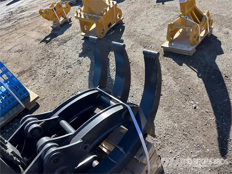 LEDI LD60MQD 47 in Rotating Excavator Grapple - Fi Pinze