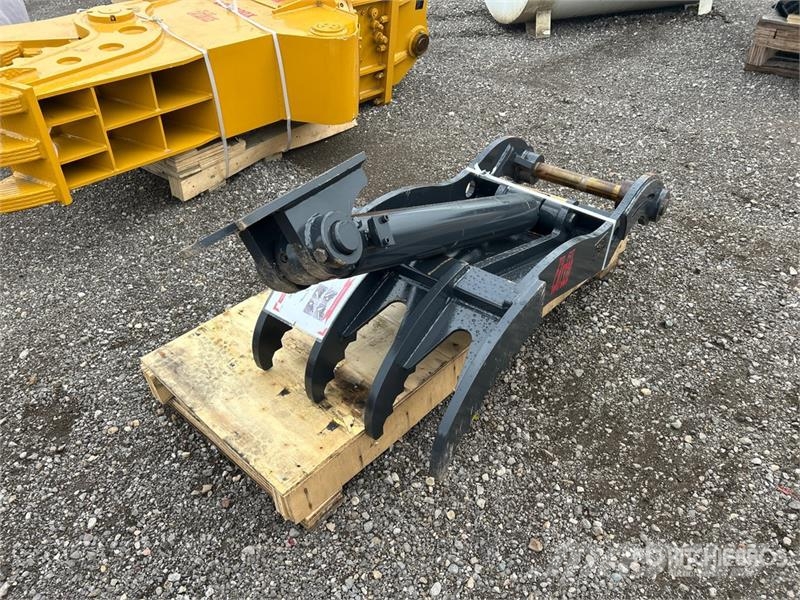  LEDI SY-135 Hydraulic Excavator Thumb (Unused) Schaufeln
