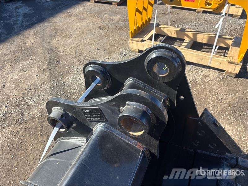  LEDI SY135 27 in Digging Excavator Bucket - Fits 1 Schaufeln