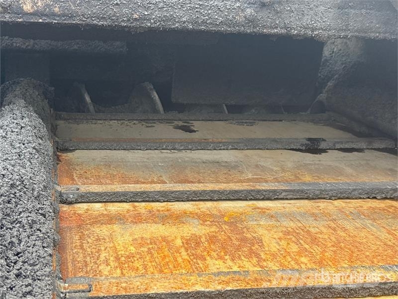 LeeBoy 8515B Asphalt pavers