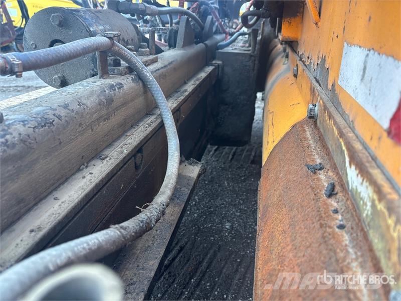 LeeBoy 8515B Asphalt pavers