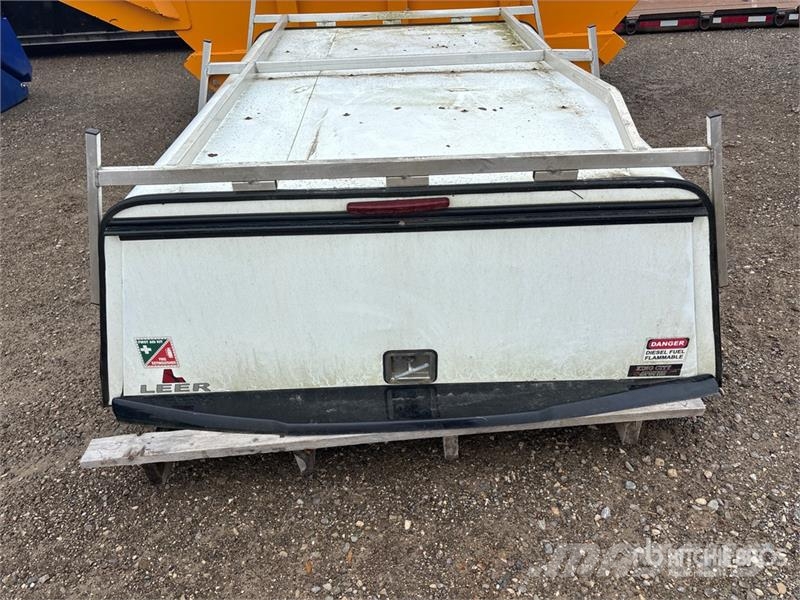 Leer Truck Cap Cabines